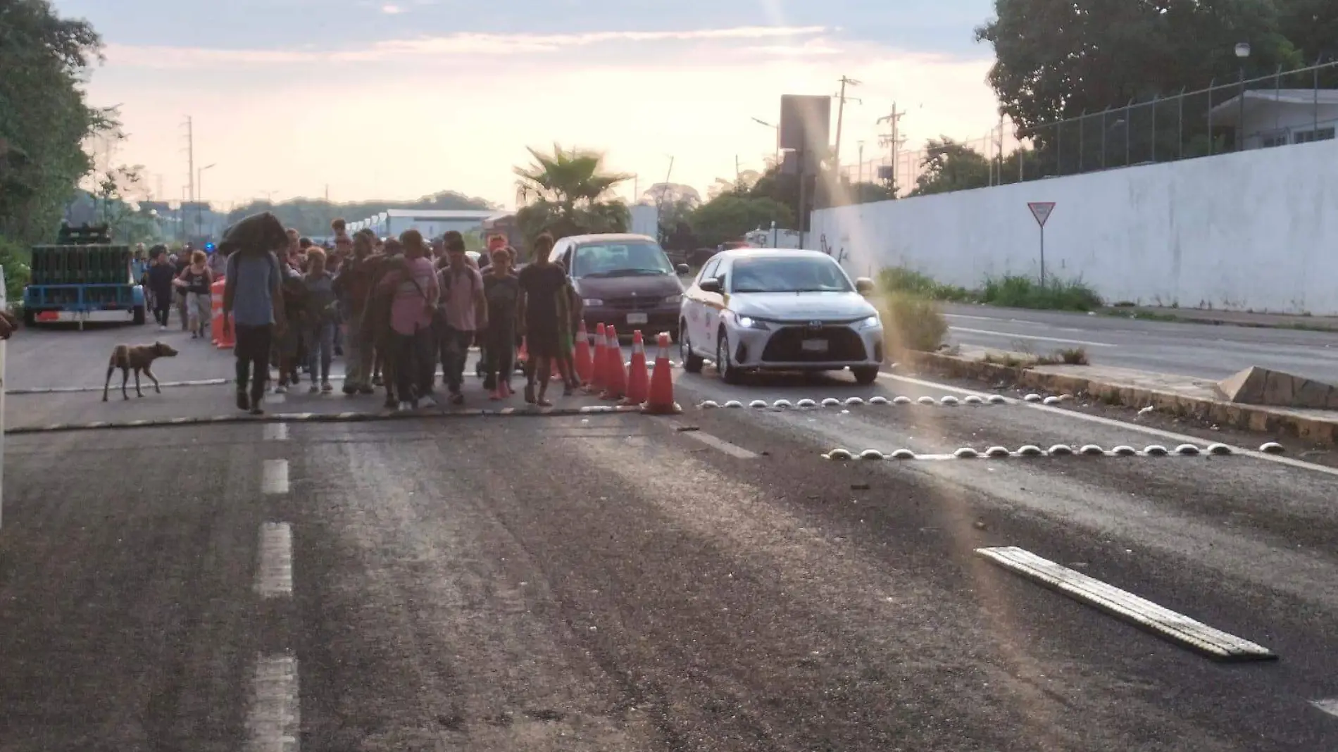 Caravana migrante sale de Tapachula